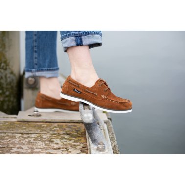 Crew deck shoes hotsell